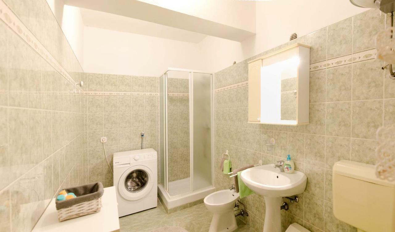 Apartman Leni Porec Exterior photo